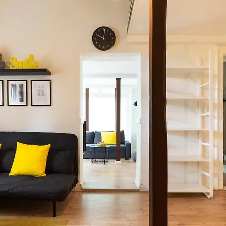 Apartmán Stylish Loft Selfcheckin Street Parking