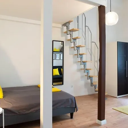 Apartment Stylish Loft Selfcheckin Street Parking Berlin