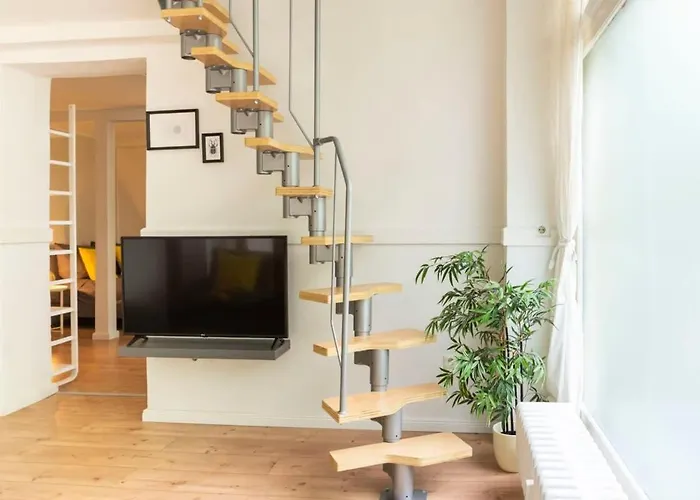 Stylish Loft Selfcheckin Street Parking Apartamento *